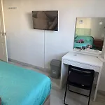 Privada En Compartidos Privatunterkunft